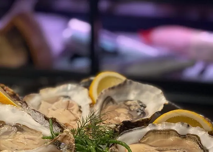 Bar & Restaurant Отель