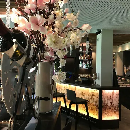 セントラル 4*