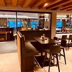 Bar & Restaurant 4*