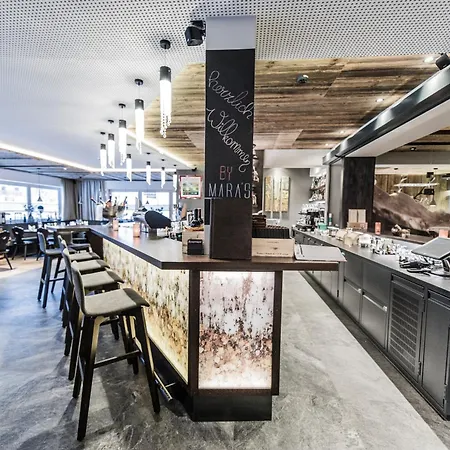 Bar & Restaurant Szálloda Gerlos