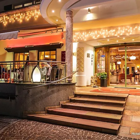 Hotell Hotel Central Bar & Restaurant 4*