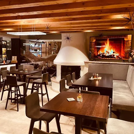 Hotell Hotel Central Bar & Restaurant Gerlos